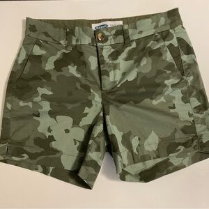 Old Navy Everyday Cam High Rise Shorts Size 2